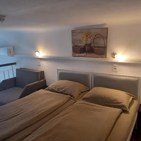 Loft House ゲストハウス ブダペスト