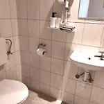 Loft House بيت ضيافة بودابست