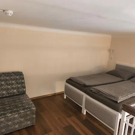 Πανσιόν Loft House