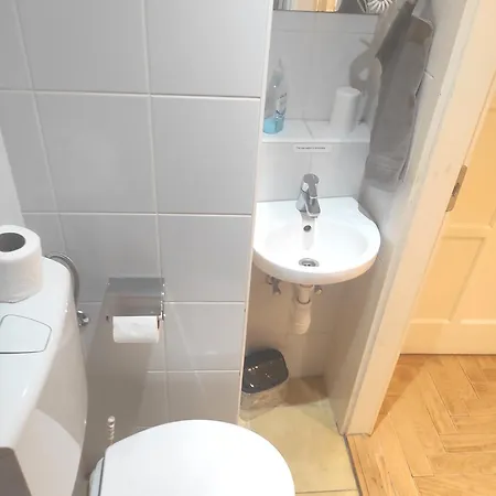 Loft House 게스트하우스 부다페스트